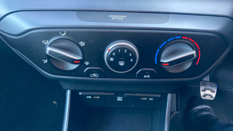 Hyundai BAYON 1.0 TGDi 48V MHEV SE Connect 5dr Petrol Hatchback